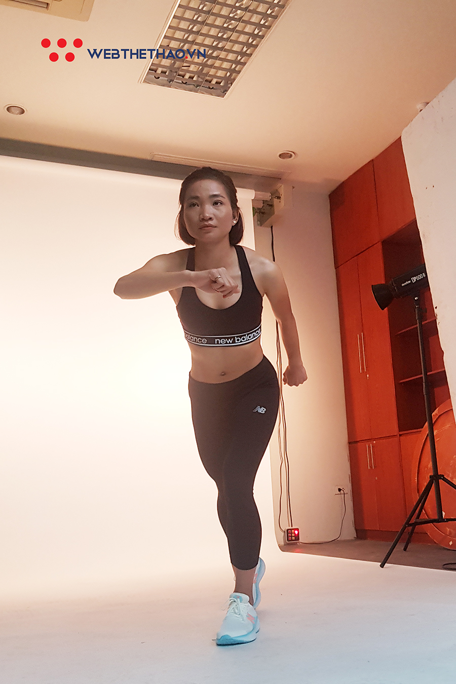 Lộ ảnh hậu trường “biến hình” của kỷ lục gia SEA Games Nguyễn Thị Oanh Lộ ảnh hậu trường “biến hình” của kỷ lục gia SEA Games Nguyễn Thị Oanh