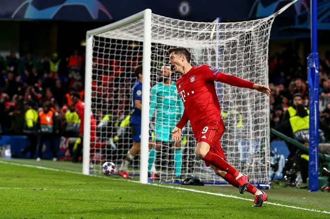 Lewandowski sánh ngang kỳ tích ghi bàn ở Cúp C1 của Ronaldo Lewandowski sánh ngang kỳ tích ghi bàn ở Cúp C1 của Ronaldo