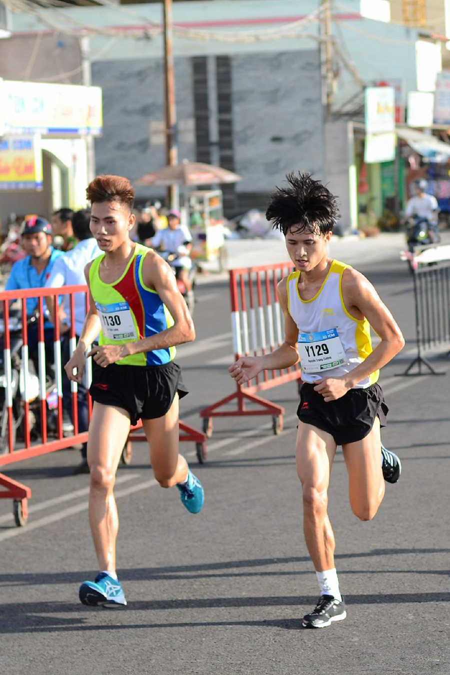 Tiền Phong Marathon 2020 đóng đăng ký, quyết tâm tổ chức đúng ngày khiến dân chạy háo hức Tiền Phong Marathon 2020 đóng đăng ký, quyết tâm tổ chức đúng ngày khiến dân chạy háo hức
