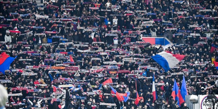 Lyon không ủng hộ CĐV Juventus đổ bộ ở Cúp C1 vì virus corona