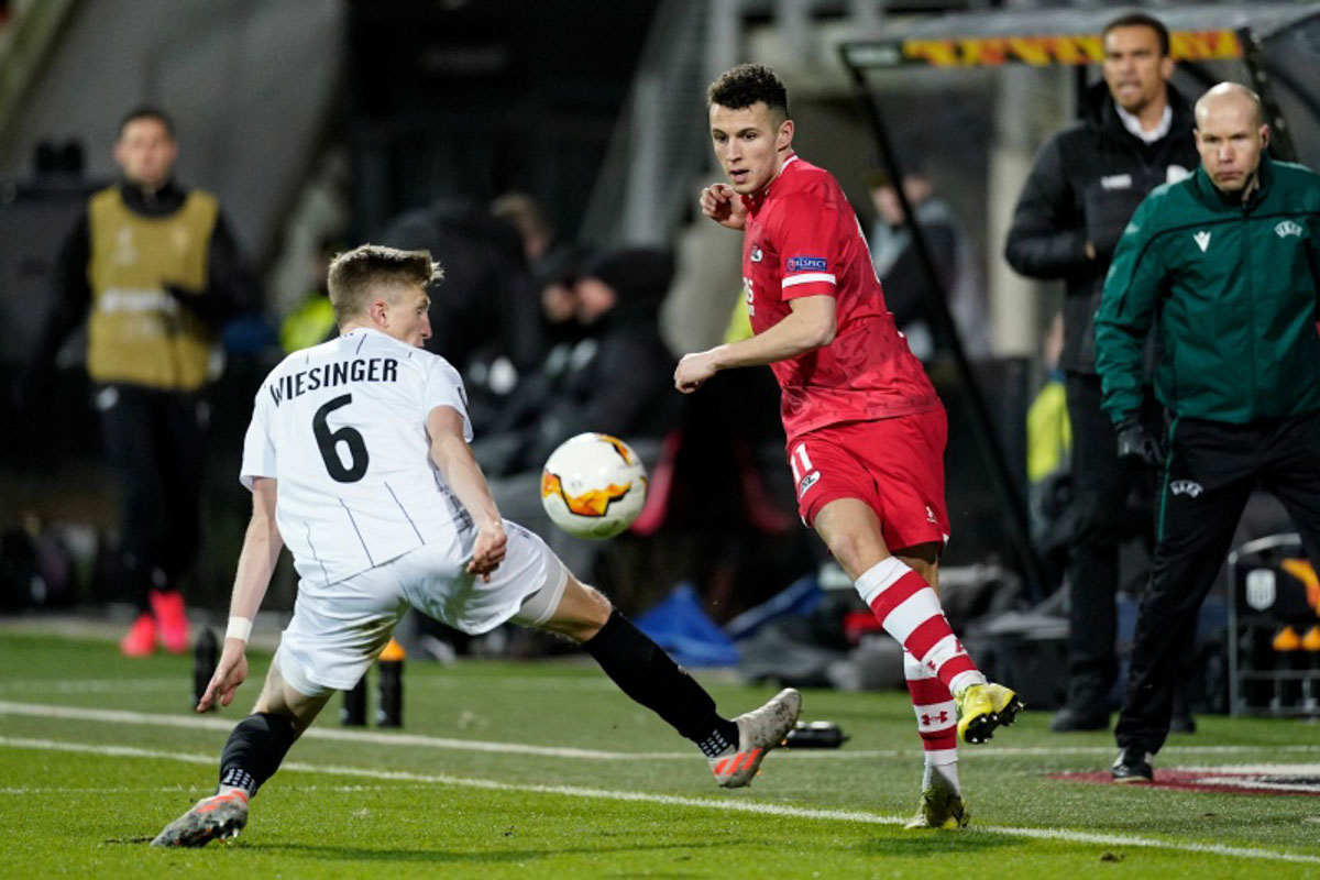 Soi kèo LASK Linz vs AZ Alkmaar, 0h55 ngày 28/02 (Cúp C2 châu Âu 2019/2020)