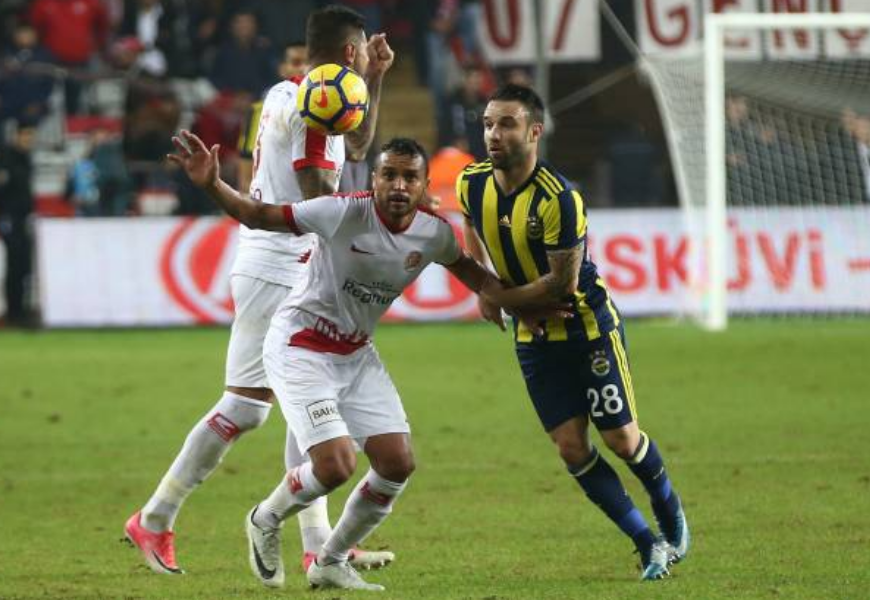 Soi kèo Antalyaspor vs Fenerbahce 00h00, ngày 01/03 (VĐQG Thổ Nhĩ Kỳ)