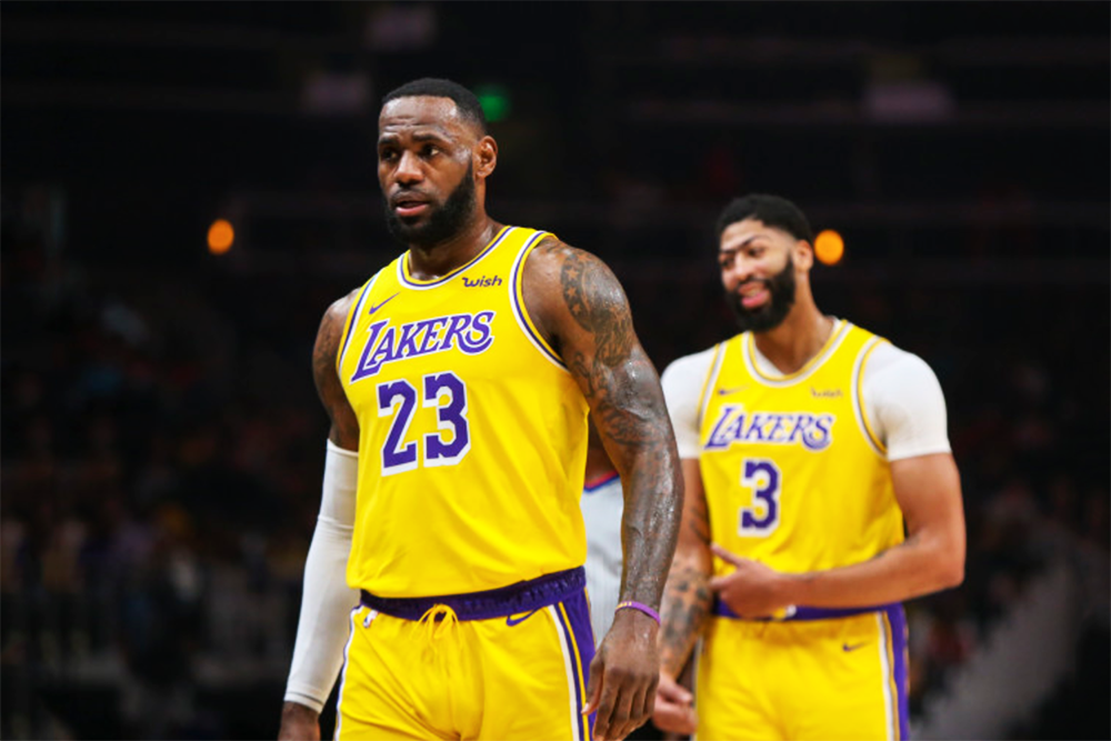 Los Angeles Lakers cẩn trọng với LeBron James: Mùa Load Management chính thức bắt đầu Los Angeles Lakers cẩn trọng với LeBron James: Mùa Load Management chính thức bắt đầu