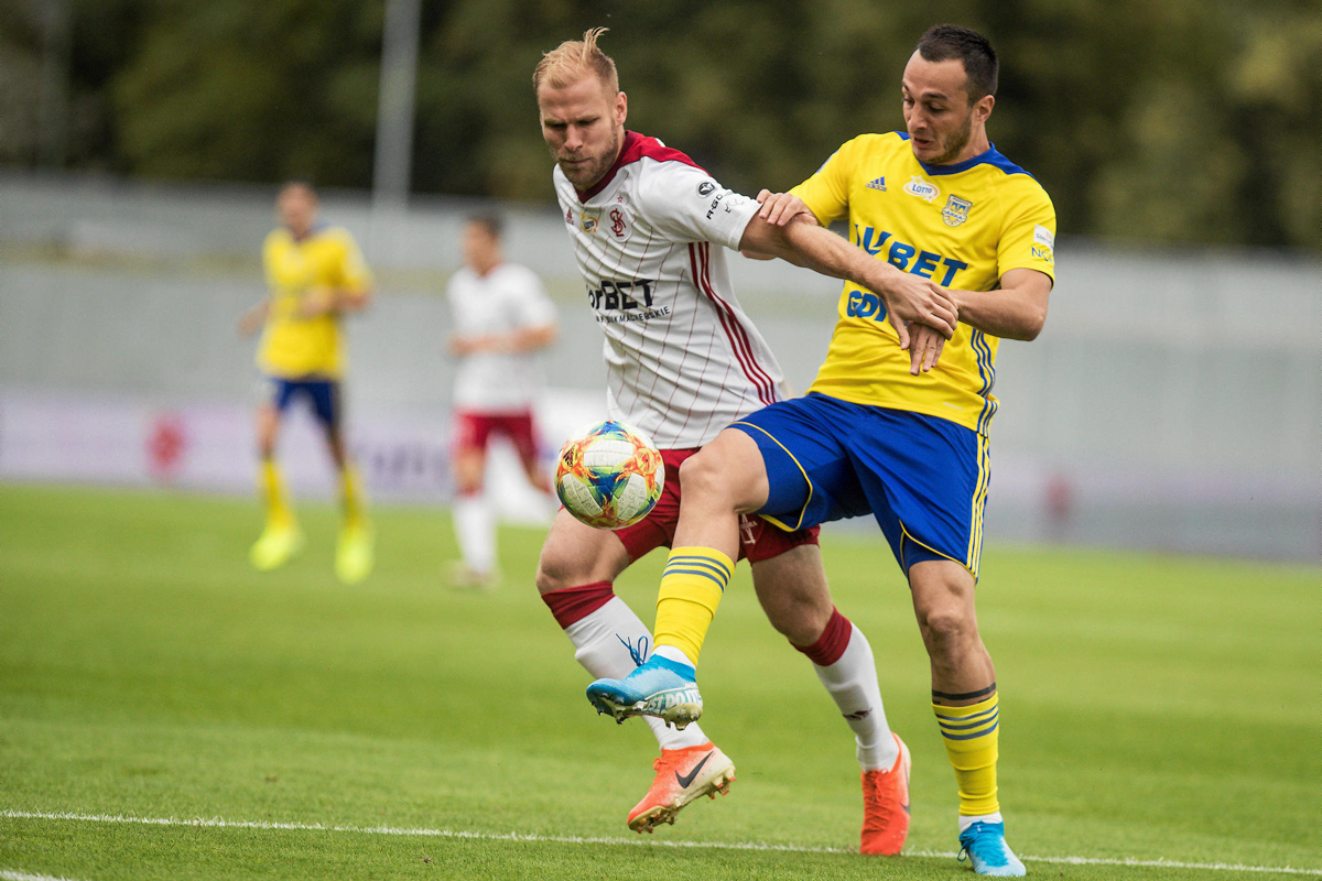Nhận định Arka Gdynia vs LKS Lodz 21h00 ngày 01/03 (Giải VĐQG Ba Lan)