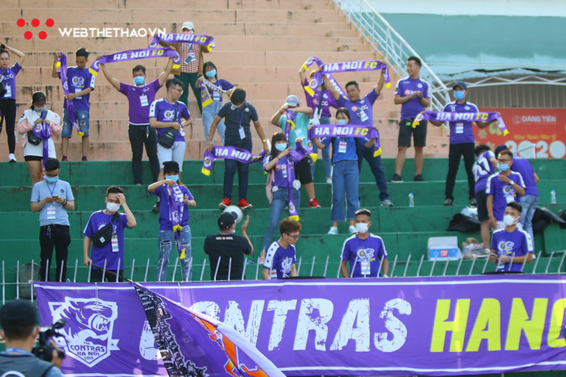 TPHCM vs Hà Nội FC (1-2): Công Phượng lập siêu phẩm, TPHCM vẫn mất Siêu cúp Quốc gia TPHCM vs Hà Nội FC (1-2): Công Phượng lập siêu phẩm, TPHCM vẫn mất Siêu cúp Quốc gia
