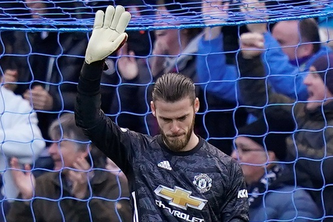 CĐV MU phản ứng giận dữ khi De Gea mắc sai lầm không thể tha thứ