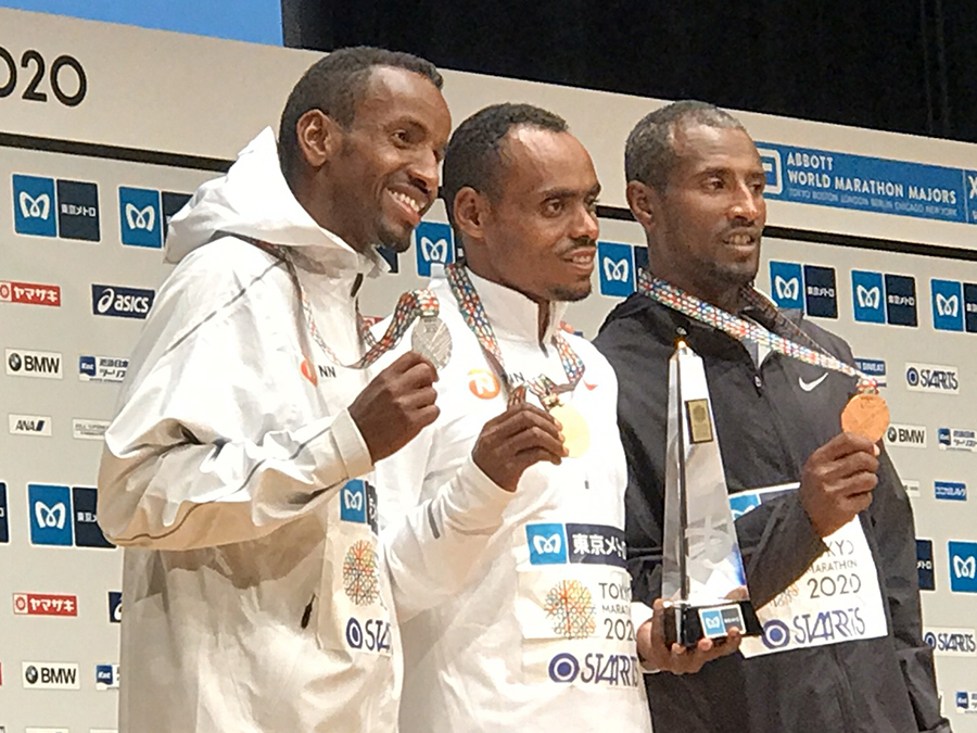 Chàng trai Nhật phá kỷ lục quốc gia, giành 1 triệu USD dù không “đứng bục” Tokyo Marathon 2020 Chàng trai Nhật phá kỷ lục quốc gia, giành 1 triệu USD dù không “đứng bục” Tokyo Marathon 2020