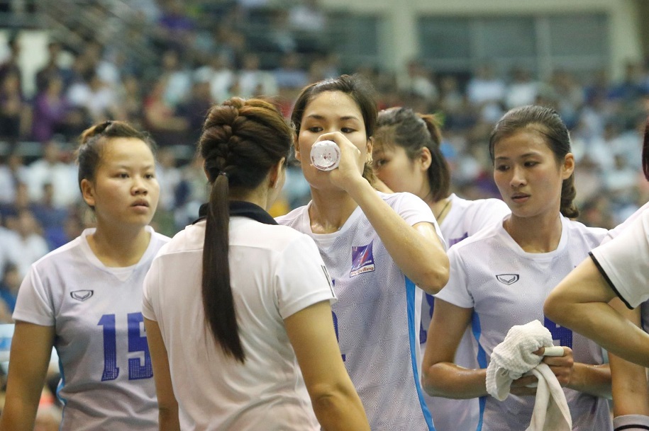 Theo chân Nguyễn Thị Xuân, Nguyễn Thị Thủy khoác áo Hóa Chất Đức Giang Hà Nội