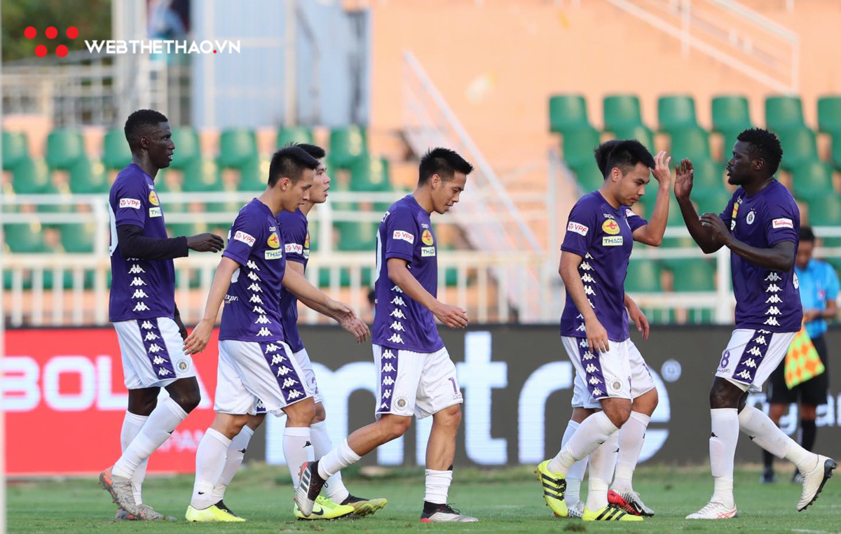 TPHCM vs Hà Nội FC (1-2): Công Phượng lập siêu phẩm, TPHCM vẫn mất Siêu cúp Quốc gia