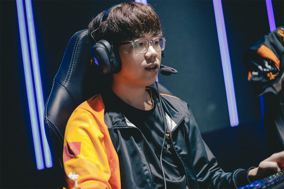 Chuyển nhượng giữa mùa VCS Mùa Xuân 2020: DBL có người cũ của Team Flash
