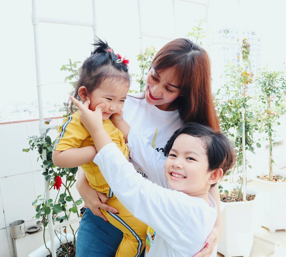 Ngắm hình ảnh ngọt ngào vợ chồng “cặp đôi vàng” Dancesport Khánh Thi - Phan Hiển