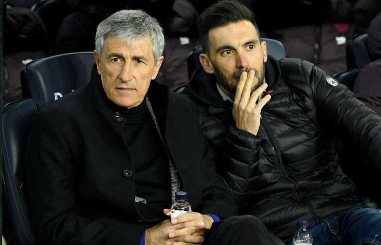 Trợ lý Barca văng tục với Messi và đồng đội ở Siêu kinh điển