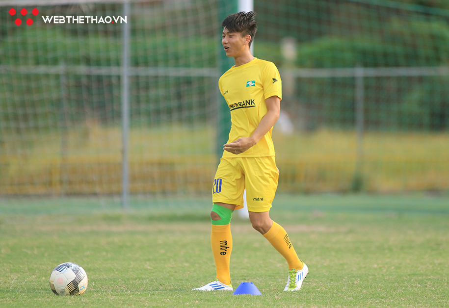 Xuân Mạnh chấn thương, Văn Đức băng kín gối trước trận SLNA gặp Sài Gòn FC