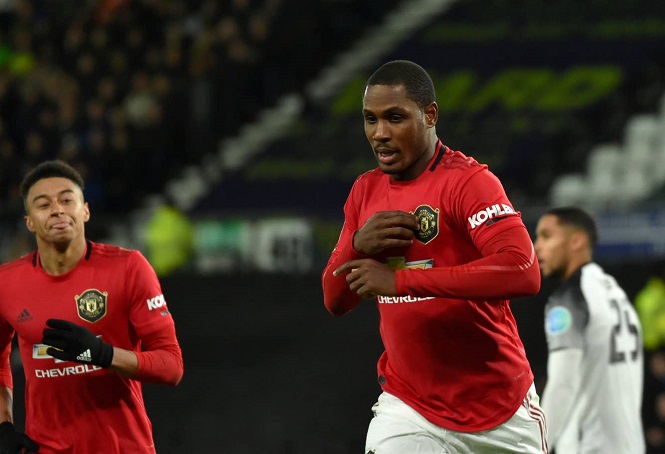 CĐV MU đưa ra đề nghị chuyển nhượng sau khi Ighalo lập cú đúp