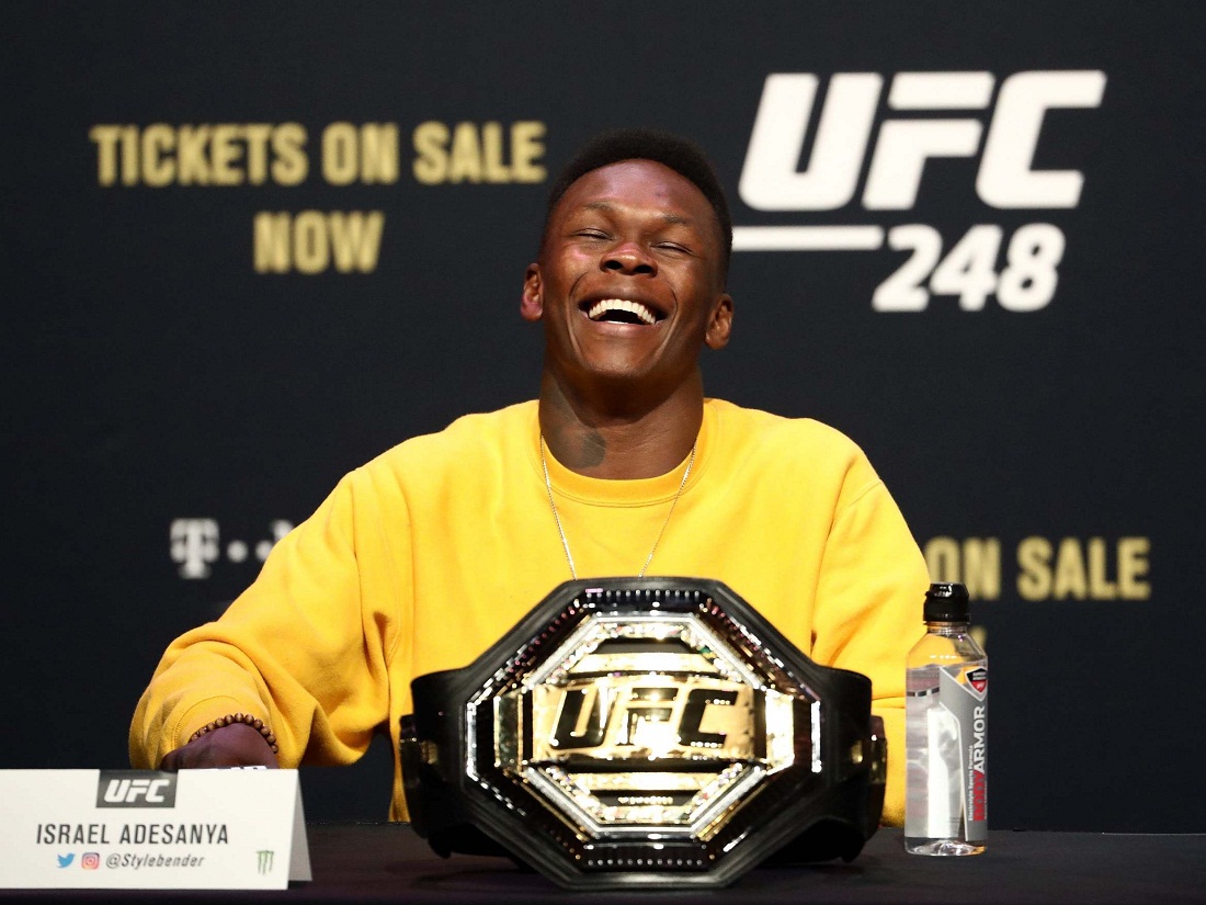 Adesanya thắc mắc tại sao Darren Till và phần lớn võ sĩ luôn sợ Romero