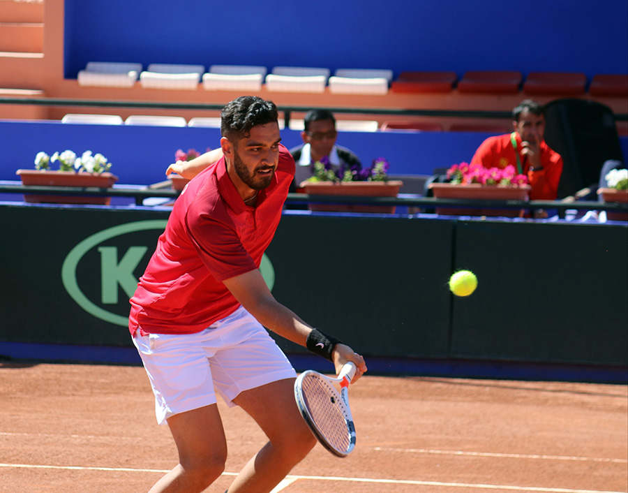 Kết quả quần vợt Việt Nam ngày thi đấu đầu tiên vòng play-offs Davis Cup