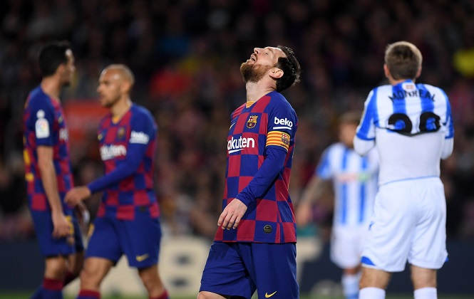 Messi nhận thẻ phạt chưa từng thấy trong sự nghiệp với Barca
