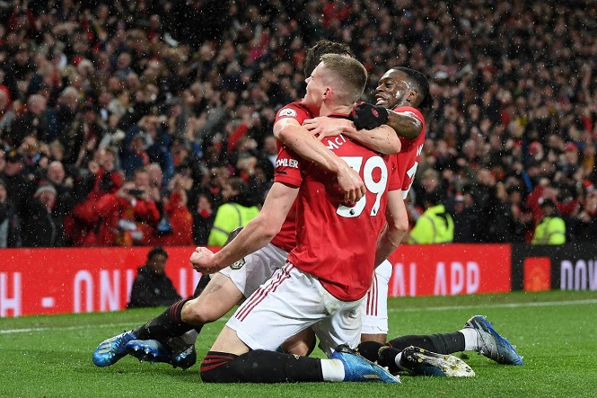 6 cầu thủ MU được khen ngợi sau chiến thắng trước Man City