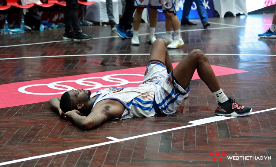Cựu cầu thủ Hanoi Buffaloes bị cách ly vì COVID-19 sau trận gặp KL Dragons