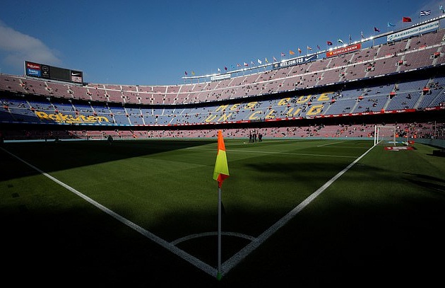 Tin bóng đá 10/3: MU và Barca phải đá trên sân không có khán giả
