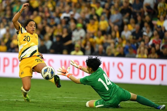 Trực tiếp nữ Việt Nam vs nữ Australia: Không buông xuôi
