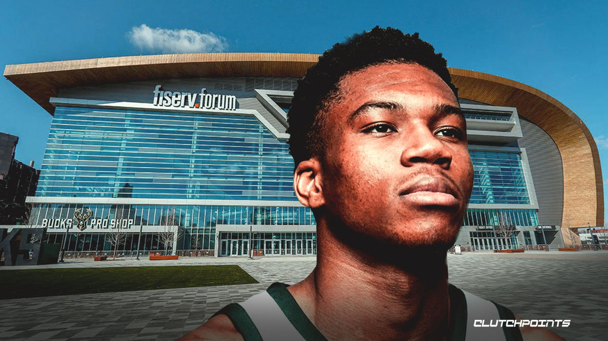 Antetokounmpo bỏ tiền ủng hộ nhân viên Milwaukee Bucks giữa đại dịch COVID-19