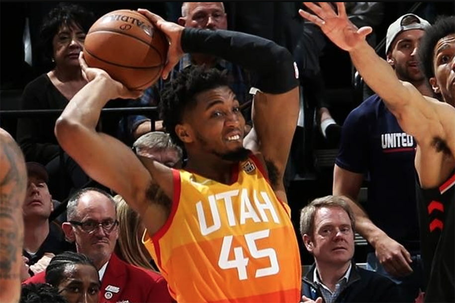 Phát hiện trường hợp dương tính COVID-19 sau khi lây nhiễm từ cầu thủ Utah Jazz
