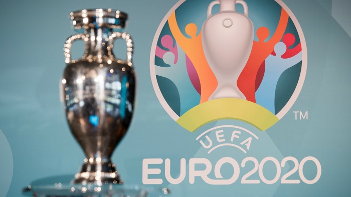 UEFA phớt lờ khuyến nghị của FIFA về dịch bệnh COVID-19