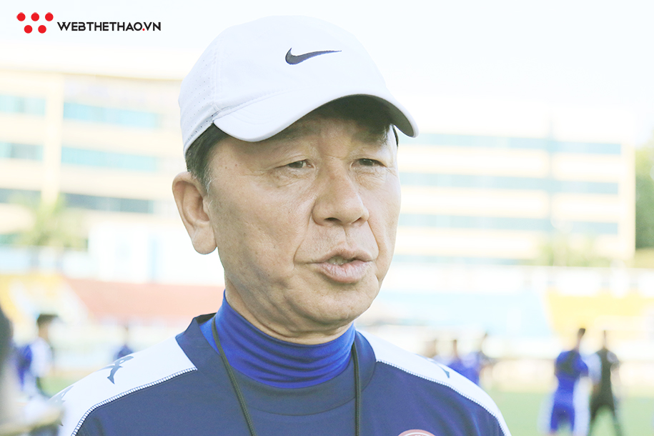 HLV Chung Hae-seong: Công Phượng càng ngày sẽ càng hay thôi!