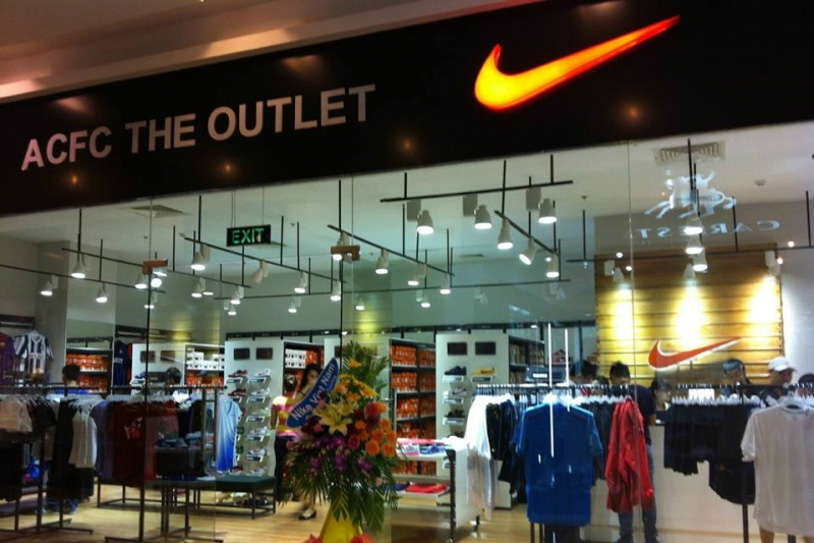 Mua giày đá bóng Nike và Adidas chính hãng tại Hà Nội ở đâu? Mua giày đá bóng Nike và Adidas chính hãng tại Hà Nội ở đâu?