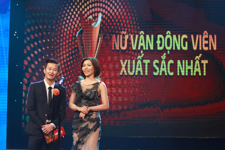 &ldquo;Nữ ho&agrave;ng tốc độ&rdquo; Vũ Thị Hương nhớ nghiệp chạy, trở lại tập luyện sau một năm sinh con