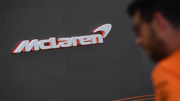 Thành viên đội đua F1 McLaren dính COVID-19 đang hồi phục tốt