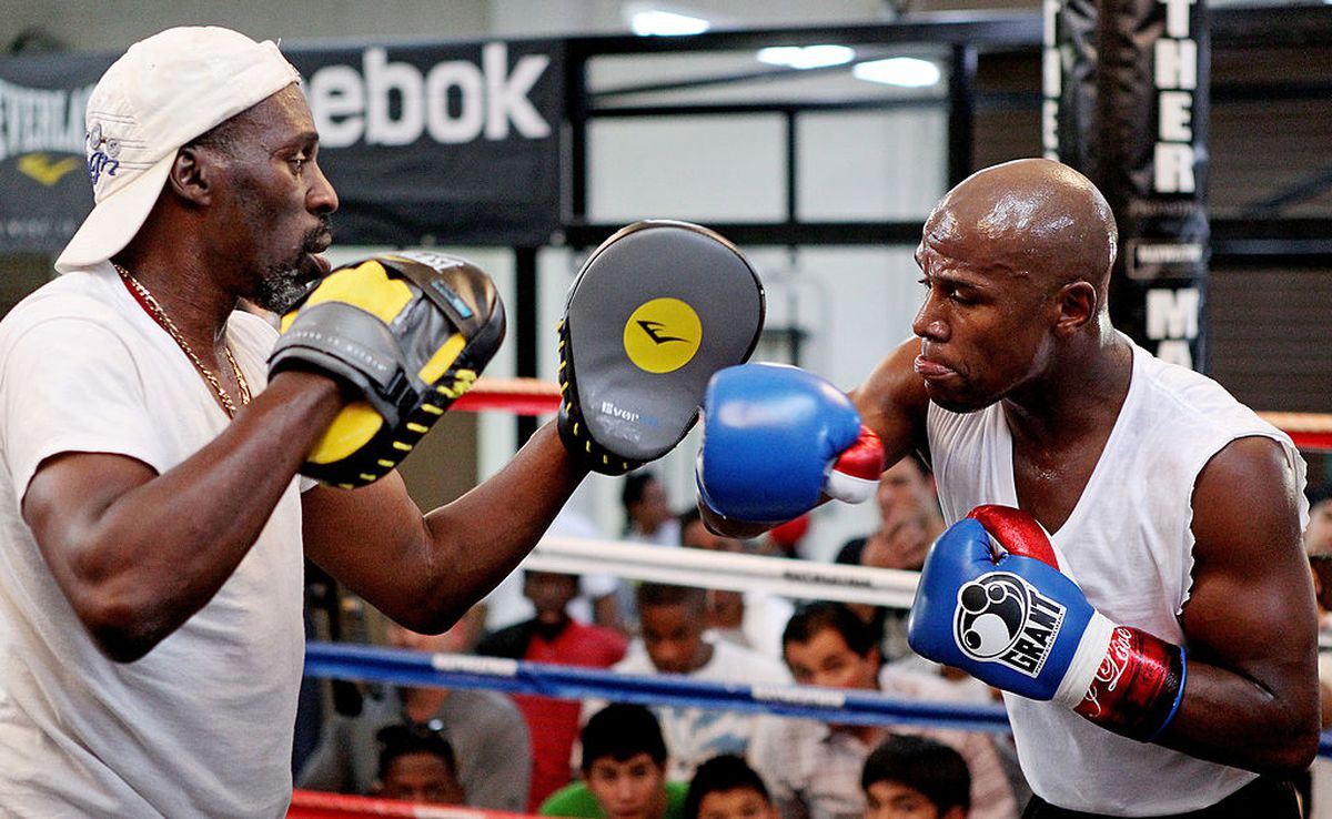 Chú ruột của Floyd Mayweather, Roger Mayweather qua đời ở tuổi 58