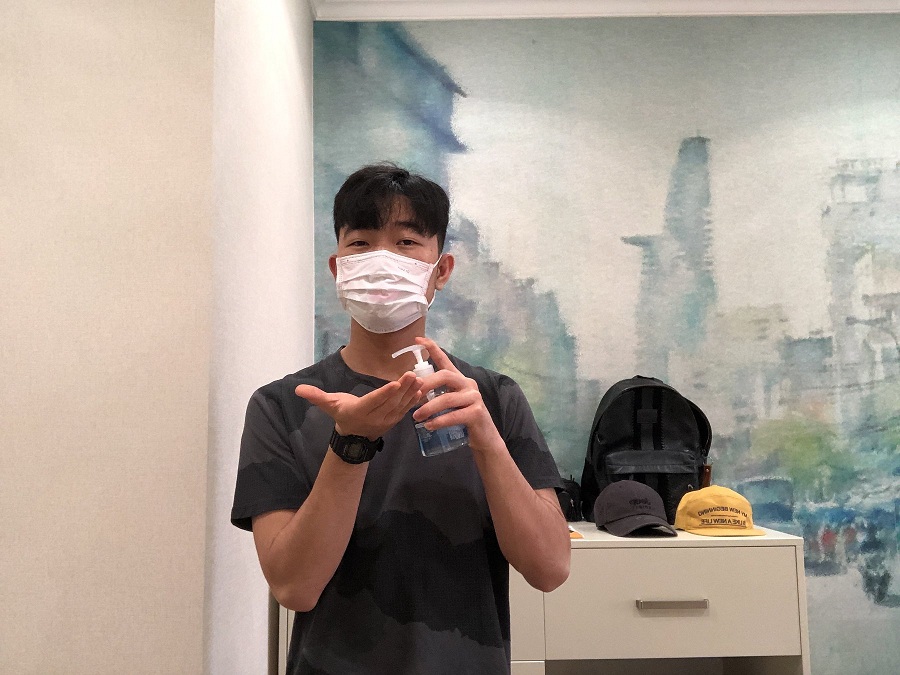 Cầu thủ Việt Nam chung tay phòng chống dịch COVID-19