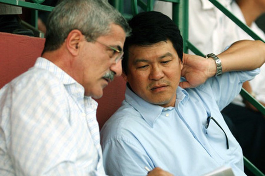 Thực hư chuyện Sài Gòn FC liên hệ HLV Calisto