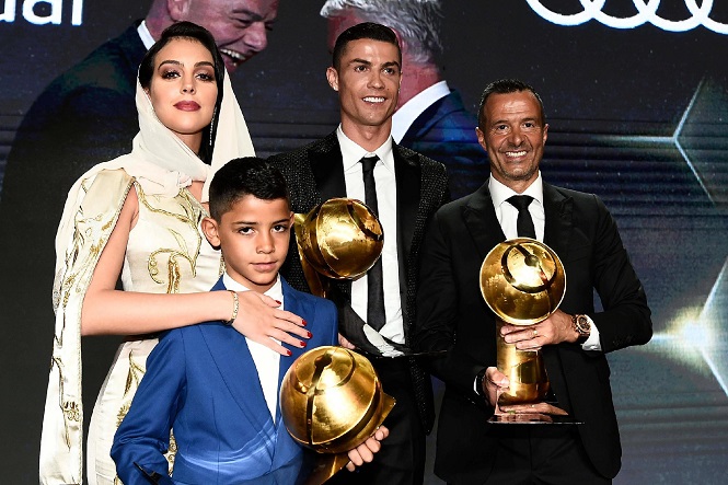 Ronaldo không phải cầu thủ giá trị nhất của “siêu cò” Mendes Ronaldo không phải cầu thủ giá trị nhất của “siêu cò” Mendes