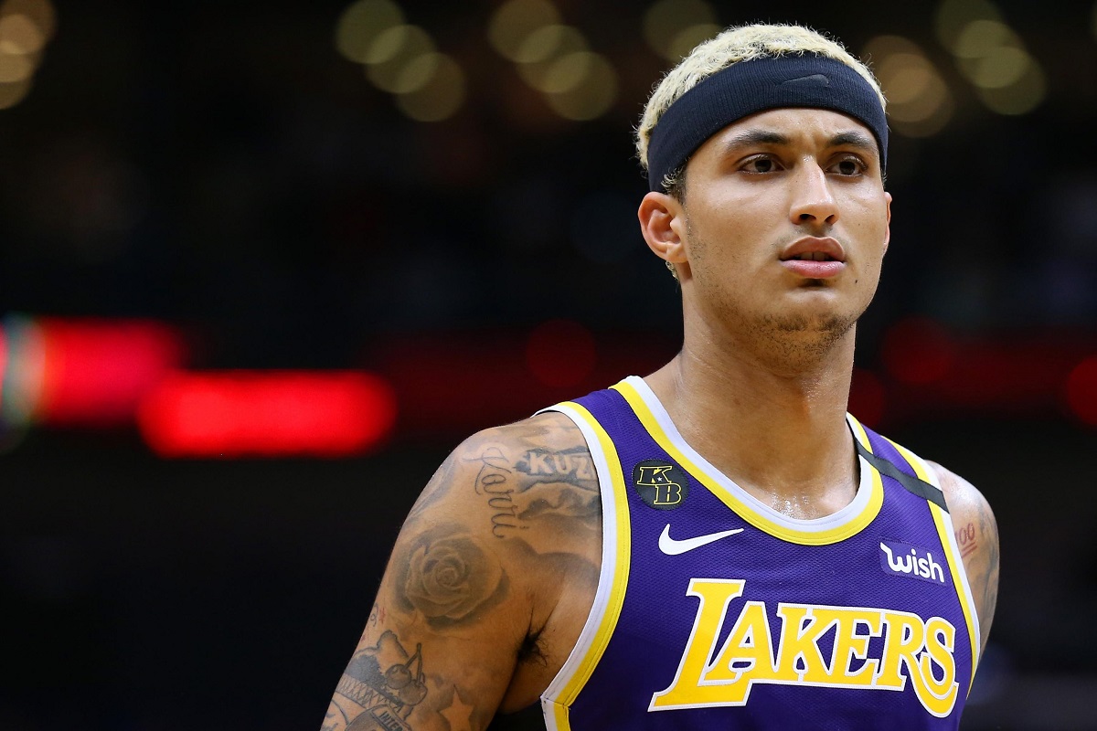Không ngồi yên trong cơn dịch COVID-19, Kyle Kuzma xắn tay với hành động ý nghĩa