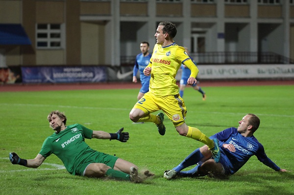Trực tiếp Soligorsk vs Torpedo Zhodino: Phô trương thanh thế