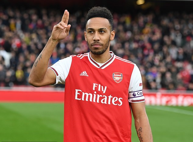 MU sẵn sàng gây sốc với bom tấn Aubameyang của Arsenal MU sẵn sàng gây sốc với bom tấn Aubameyang của Arsenal