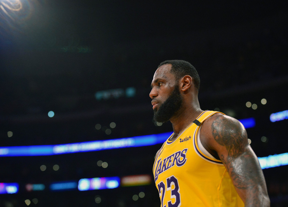 LeBron James muốn kết thúc sự nghiệp trong màu áo LA Lakers