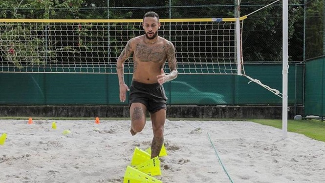 Ngôi biệt thự “trong mơ” mà Neymar cách ly sau khi trốn khỏi Pháp