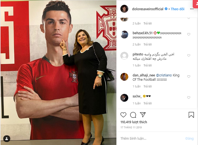 Hình ảnh Ronaldo đón mẹ được xuất viện sau khi đột quỵ
