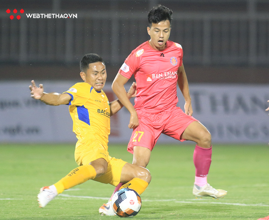 Các đội bóng V.League đau đầu vì bài toán tài chính phát sinh giữa COVID-19