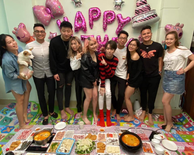 Sau 3 tuần “gương vỡ lại lành”, người yêu Quang Hải lại úp mở chuyện chia tay