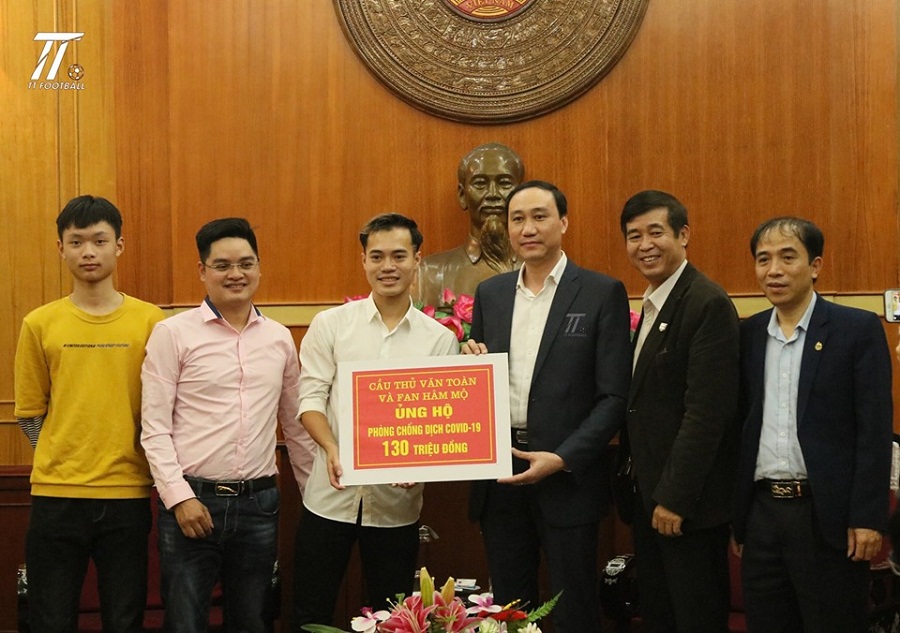 Kêu gọi hơn 150 triệu đồng, Văn Toàn chung tay đẩy lùi dịch COVID-19