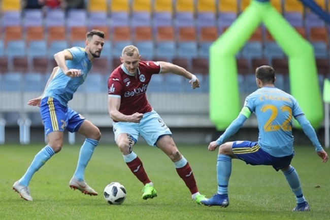 Trực tiếp Slutsk vs Slavia Mozyr: Mở màn kém vui
