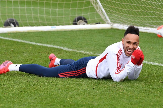 Aubameyang đẩy Arsenal vào tình thế tiến thoái lưỡng nan Aubameyang đẩy Arsenal vào tình thế tiến thoái lưỡng nan