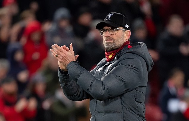 Các ngôi sao Liverpool phải nhờ đến nhà tâm lý để giảm bớt lo lắng