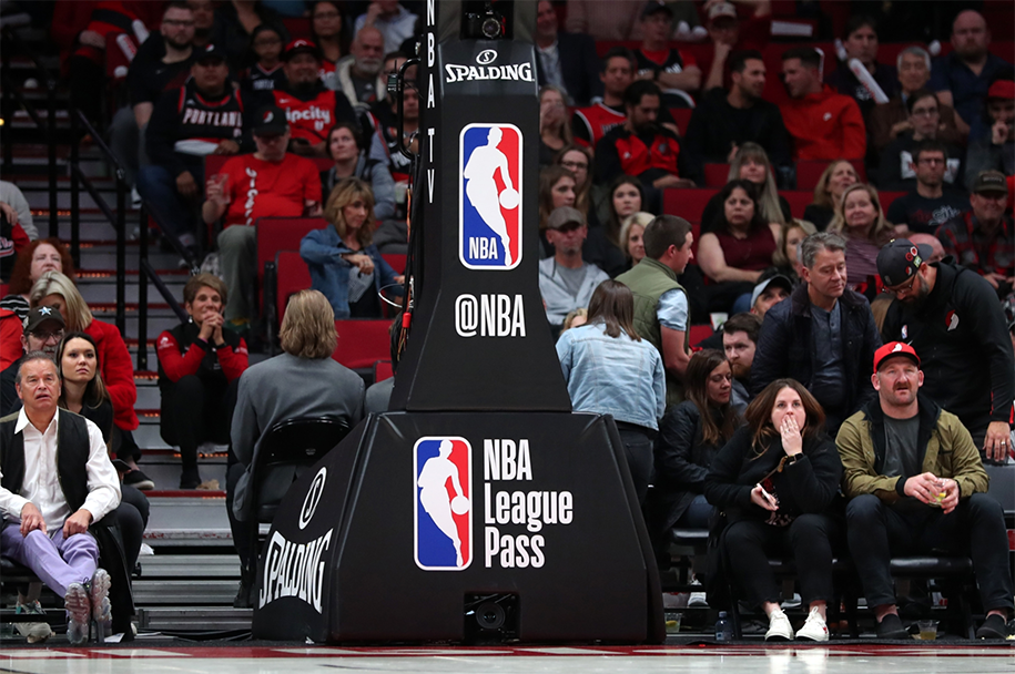 Bóng rổ NBA sẽ trở lại bằng mọi giá
