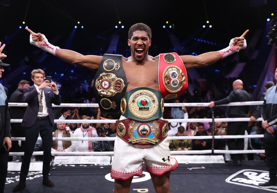 Đương kim vô địch Anthony Joshua là ai?